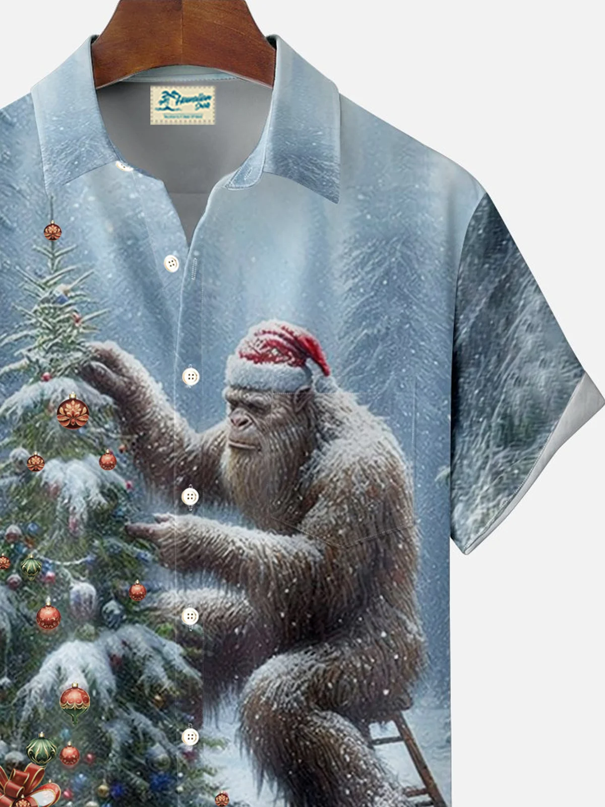 Royaura® Christmas Gorilla Christmas Tree Print Men's Button Pocket Short Sleeve Shirt Big & Tall