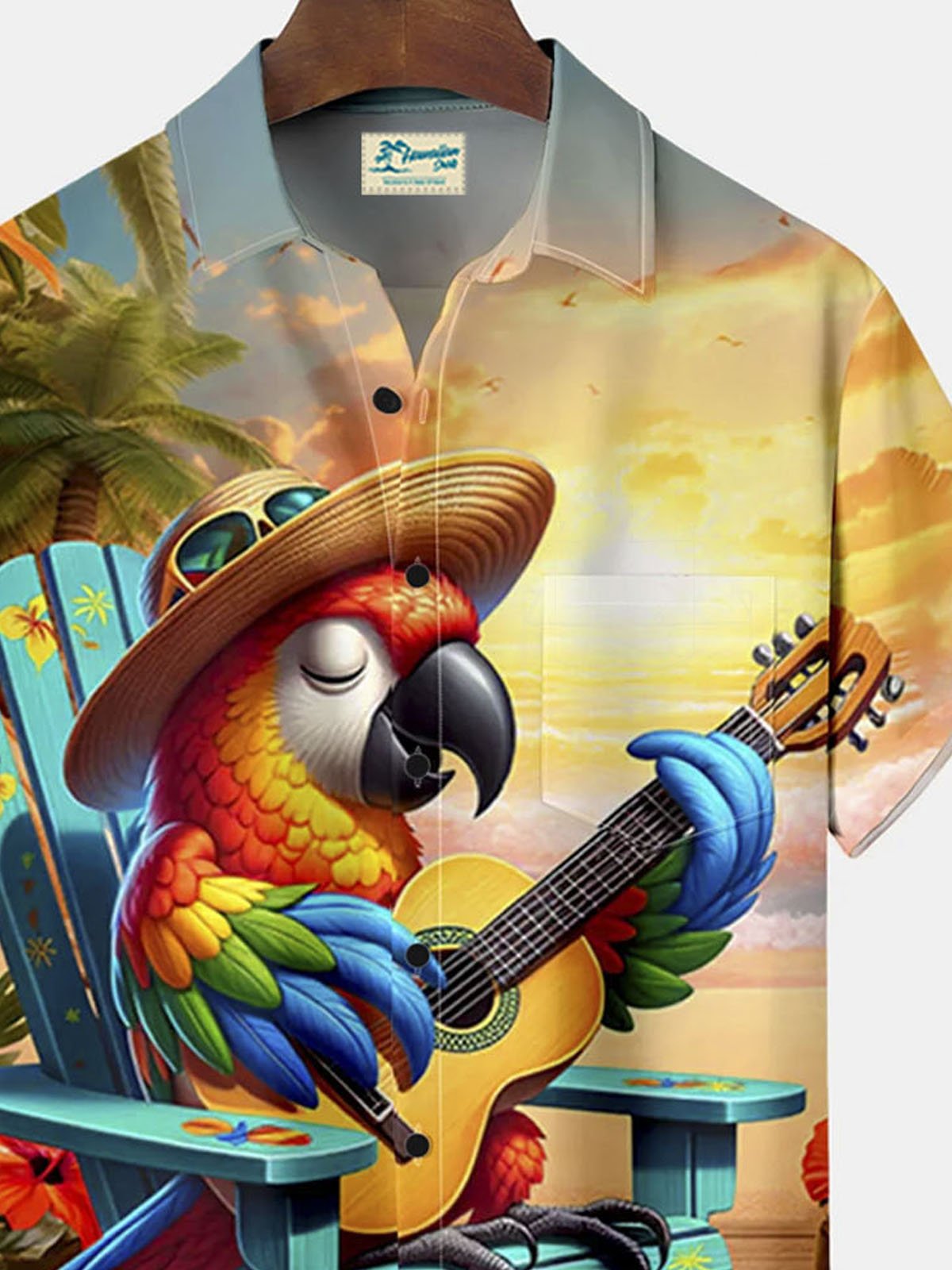 Royaura® Parrot Vacation in Hawaii Wine Button Pocket Short Sleeve Shirt  Big & Tall