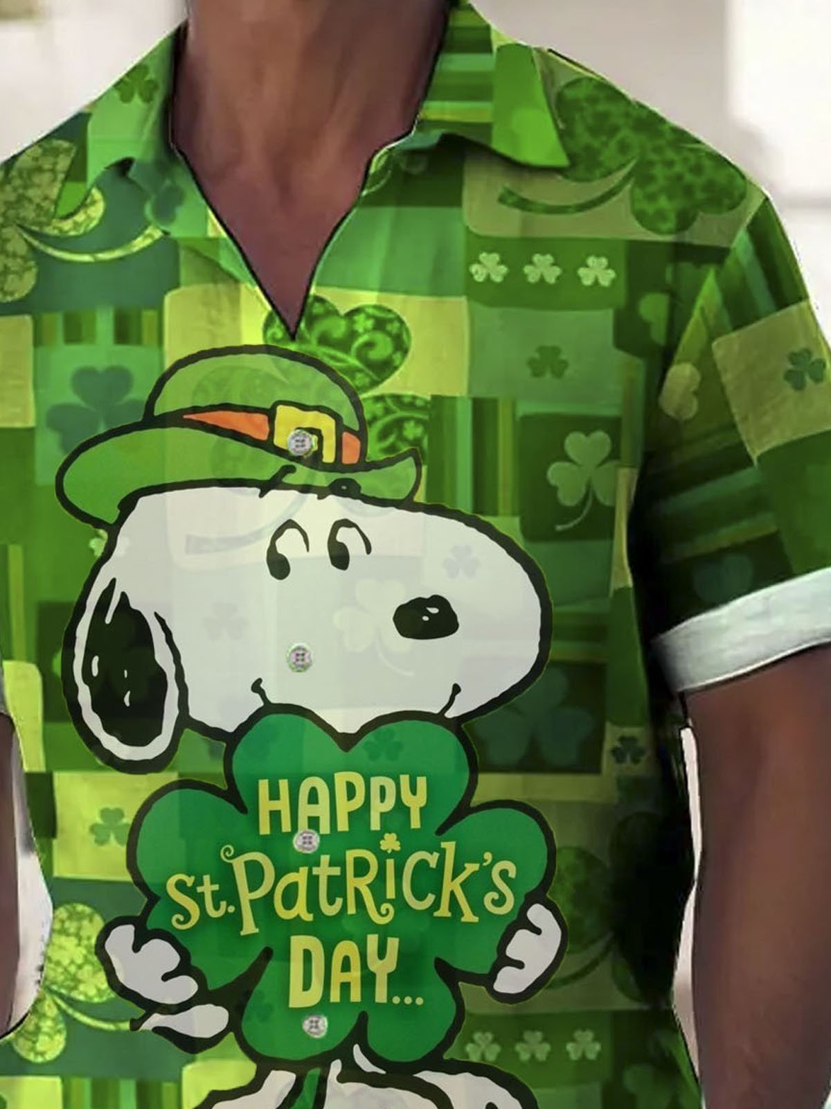 Royaura®  St. Patrick's Four Leaf Clover Playing with Slippy Button Pocket Short Sleeve Shirt Big & Tall