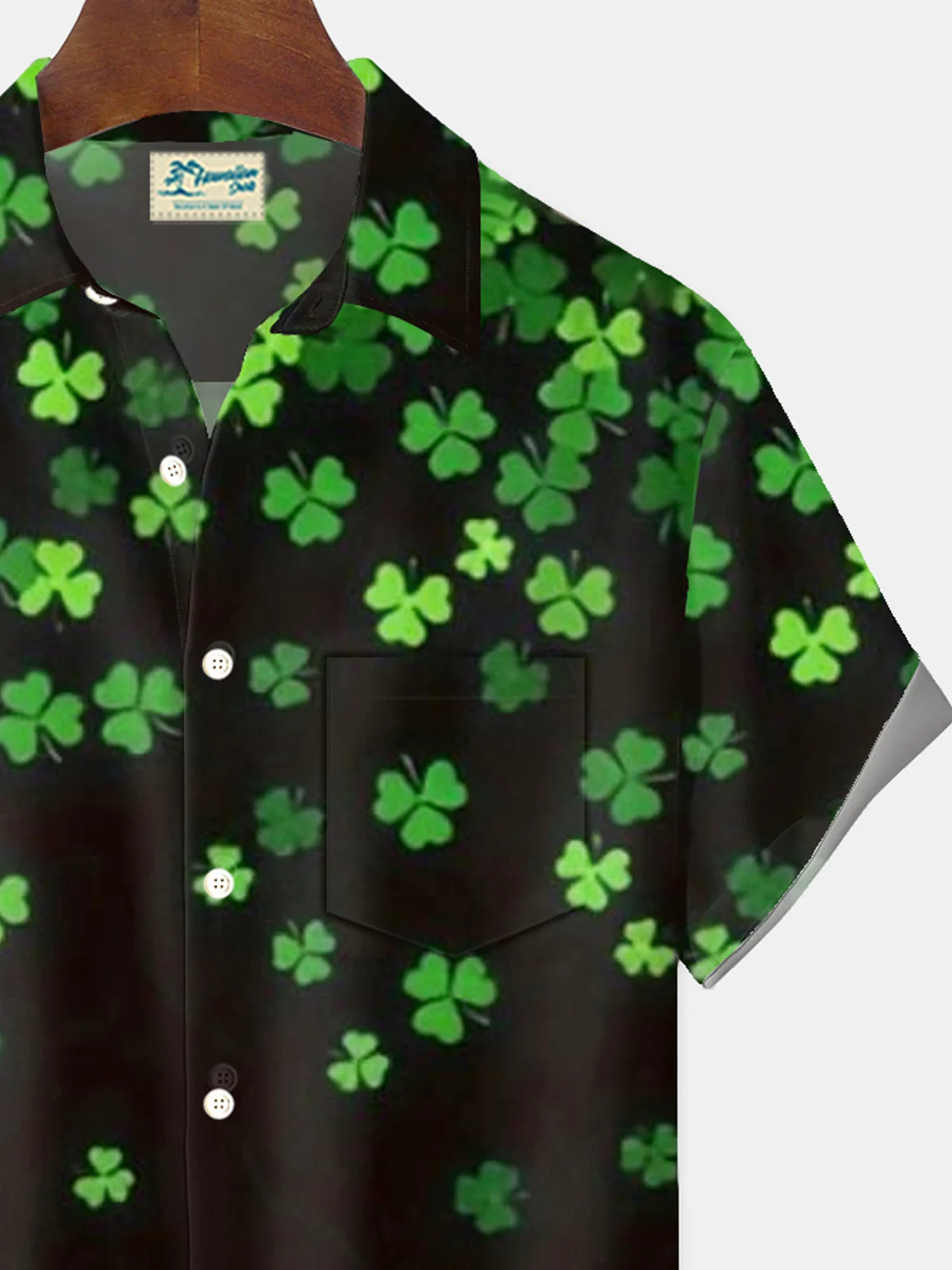 Royaura® St. Patrick's Day Shamrock Print Men's Button Pocket Short Sleeve Shirt Big & Tall