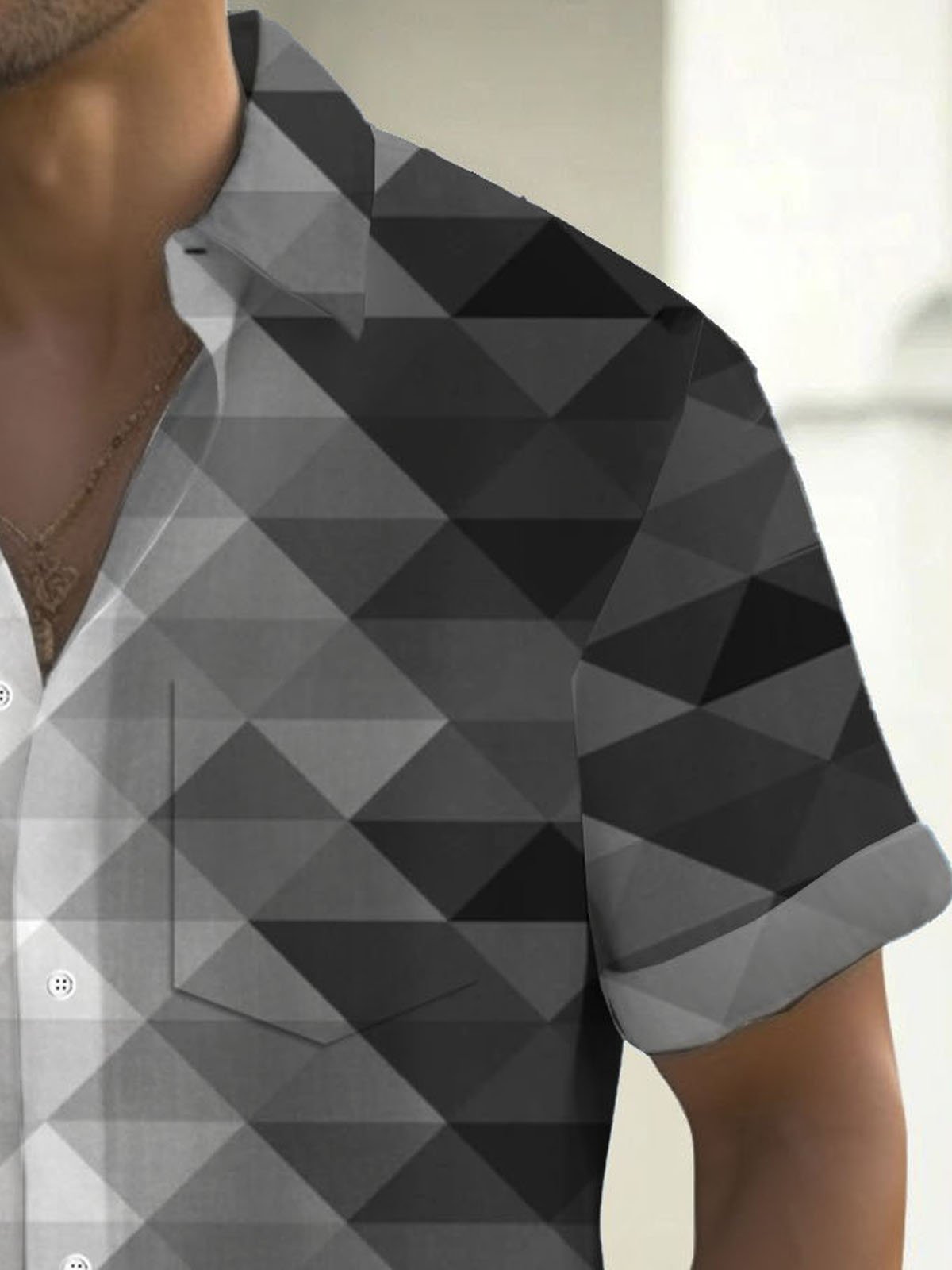 Royaura® Retro Geometric Gradient Print Men's Button Pocket Short Sleeve Shirt Big & Tall